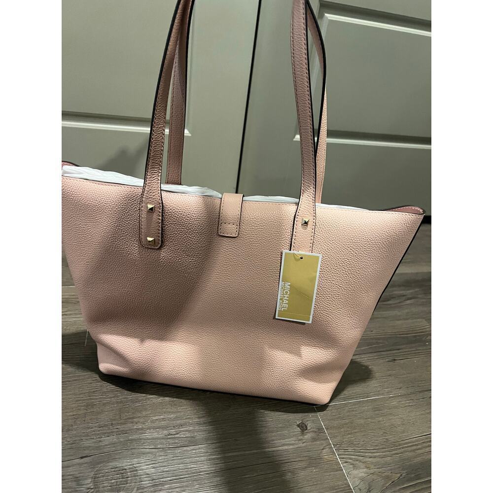NWT Michael Kors Tote - Picture 3 of 7